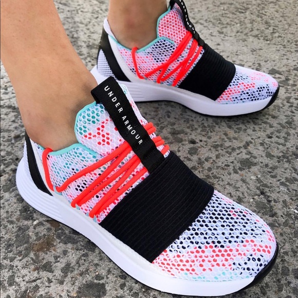 under armour w charged breathe lace